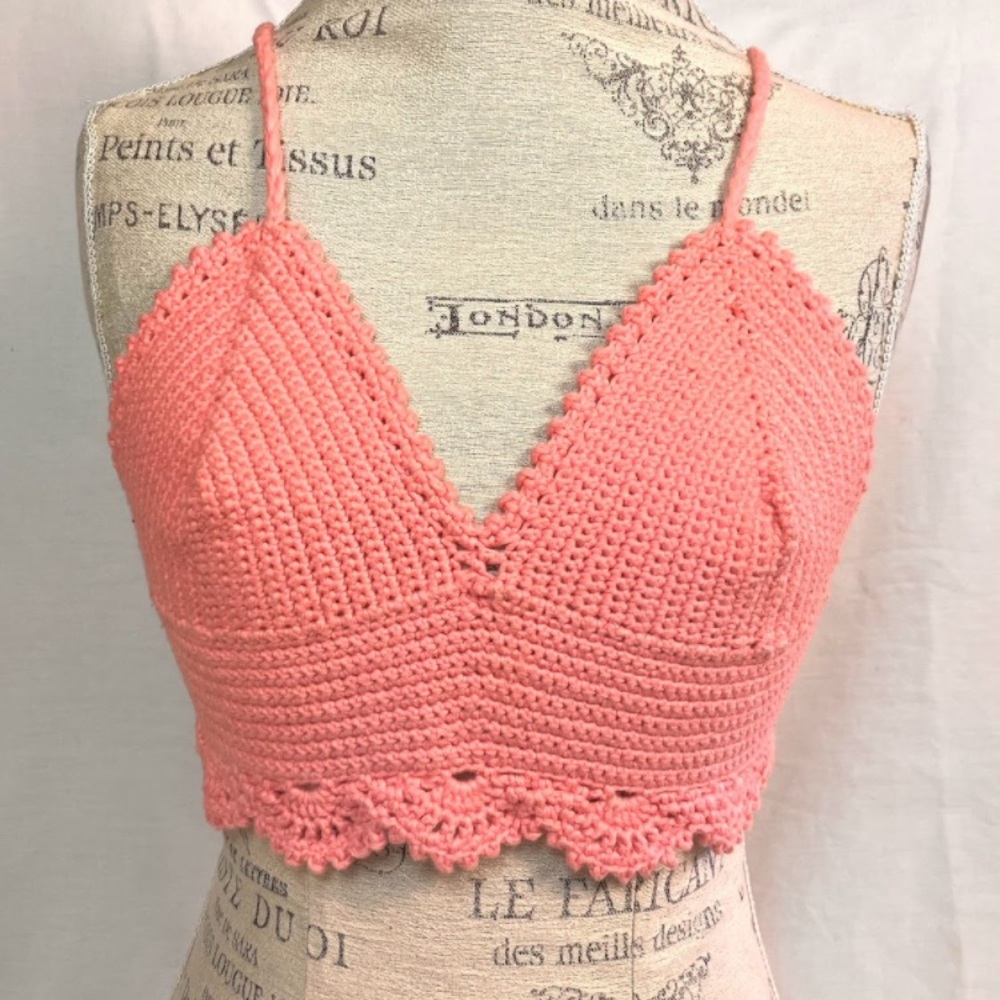 Cute Crochet Crop-top